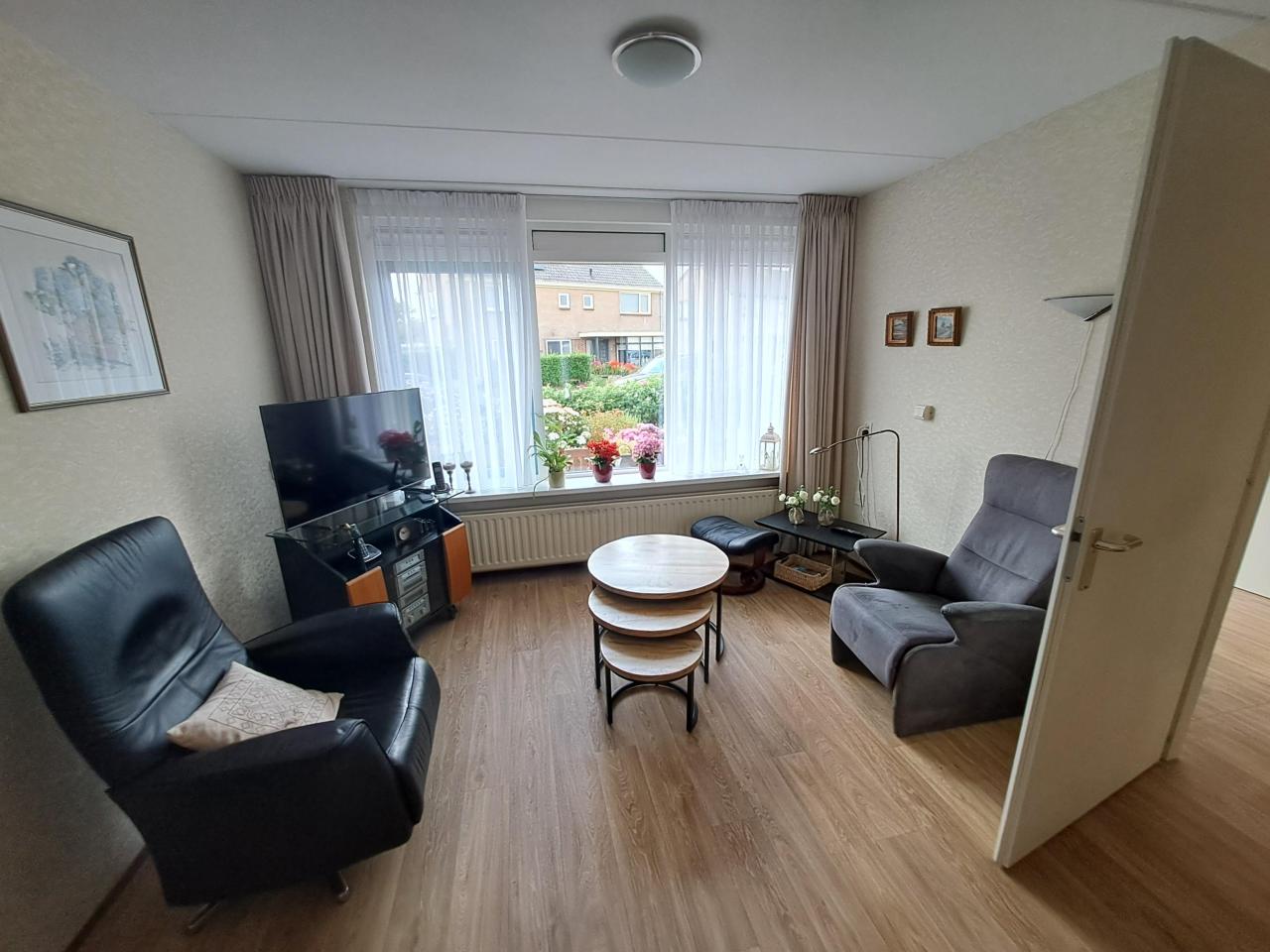 housePhoto
