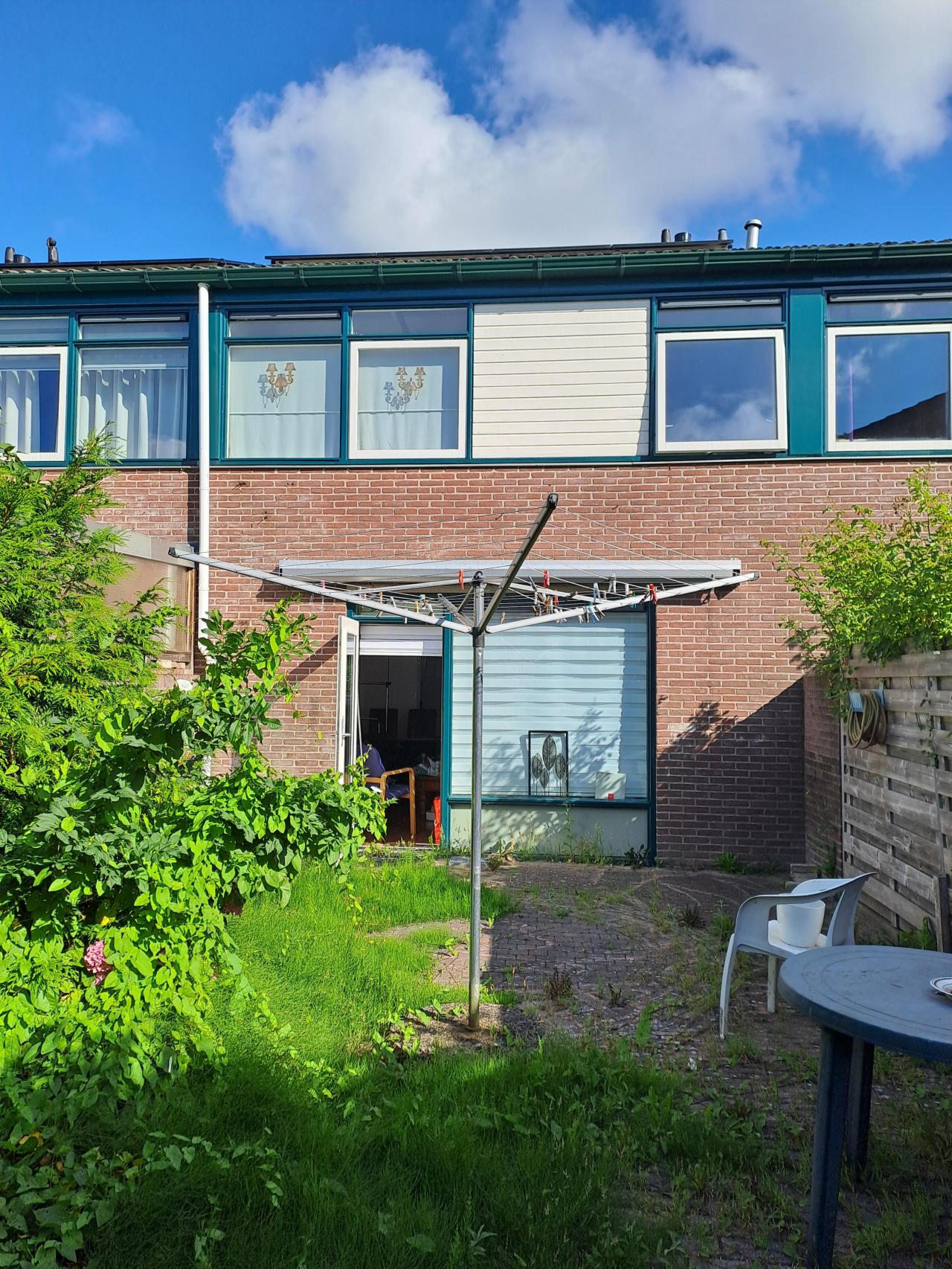 housePhoto