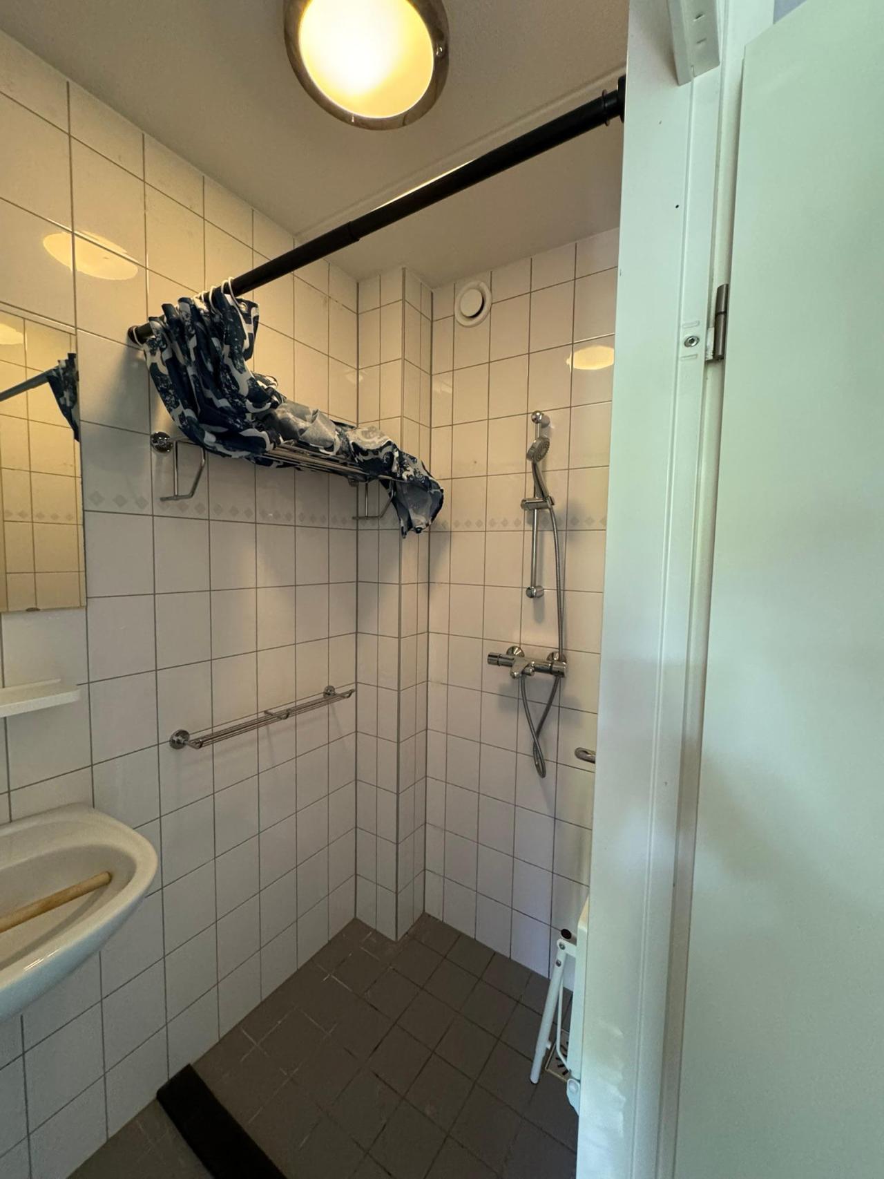 housePhoto