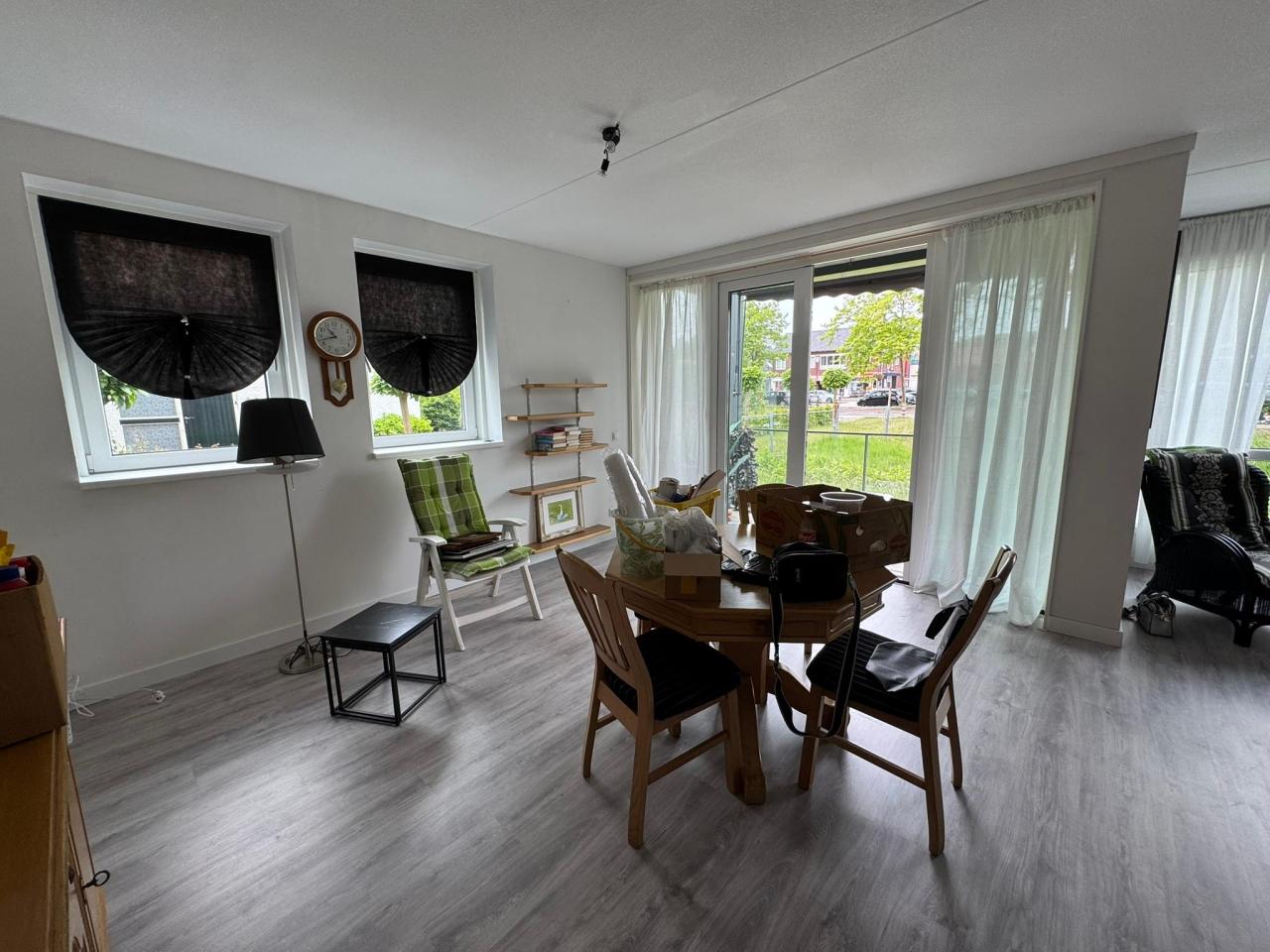 housePhoto