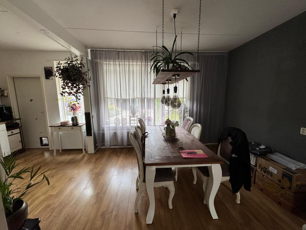 housePhoto