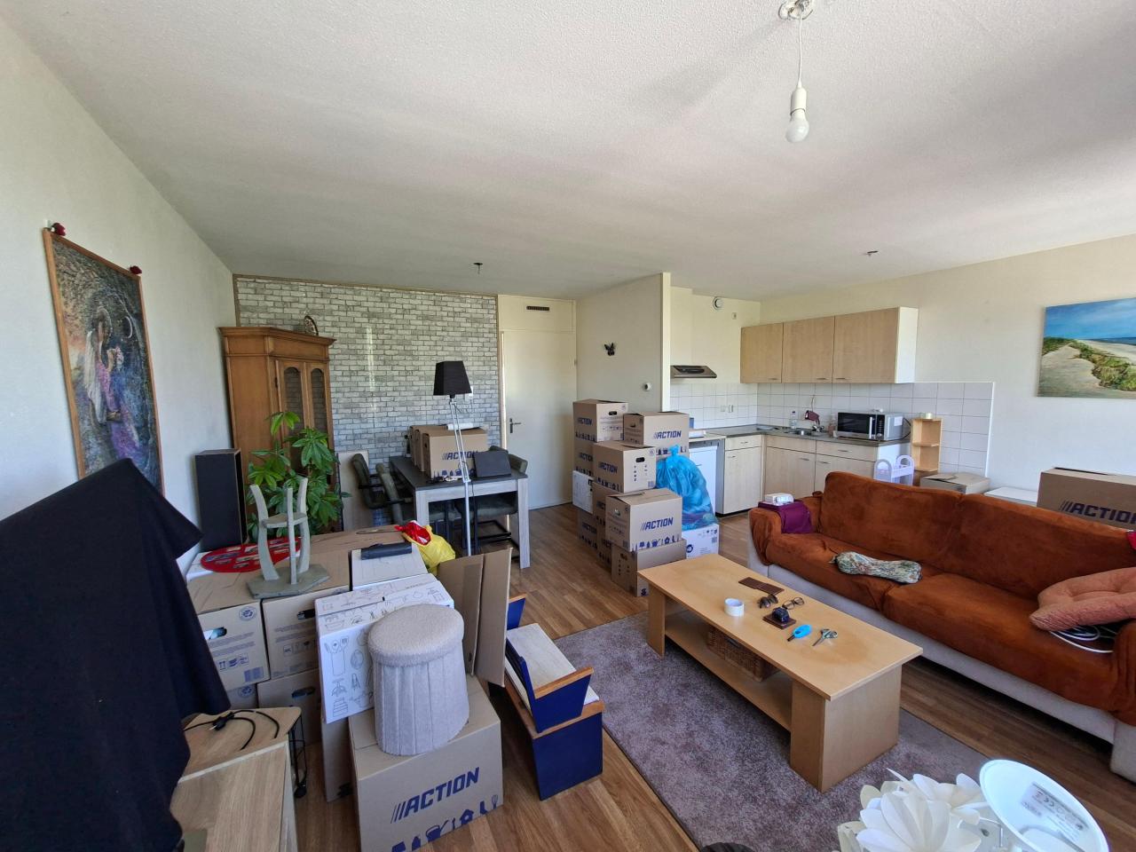 housePhoto