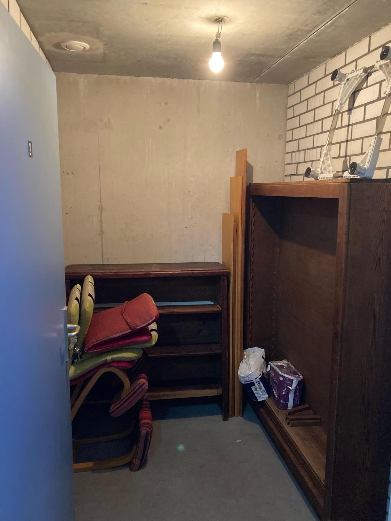 housePhoto