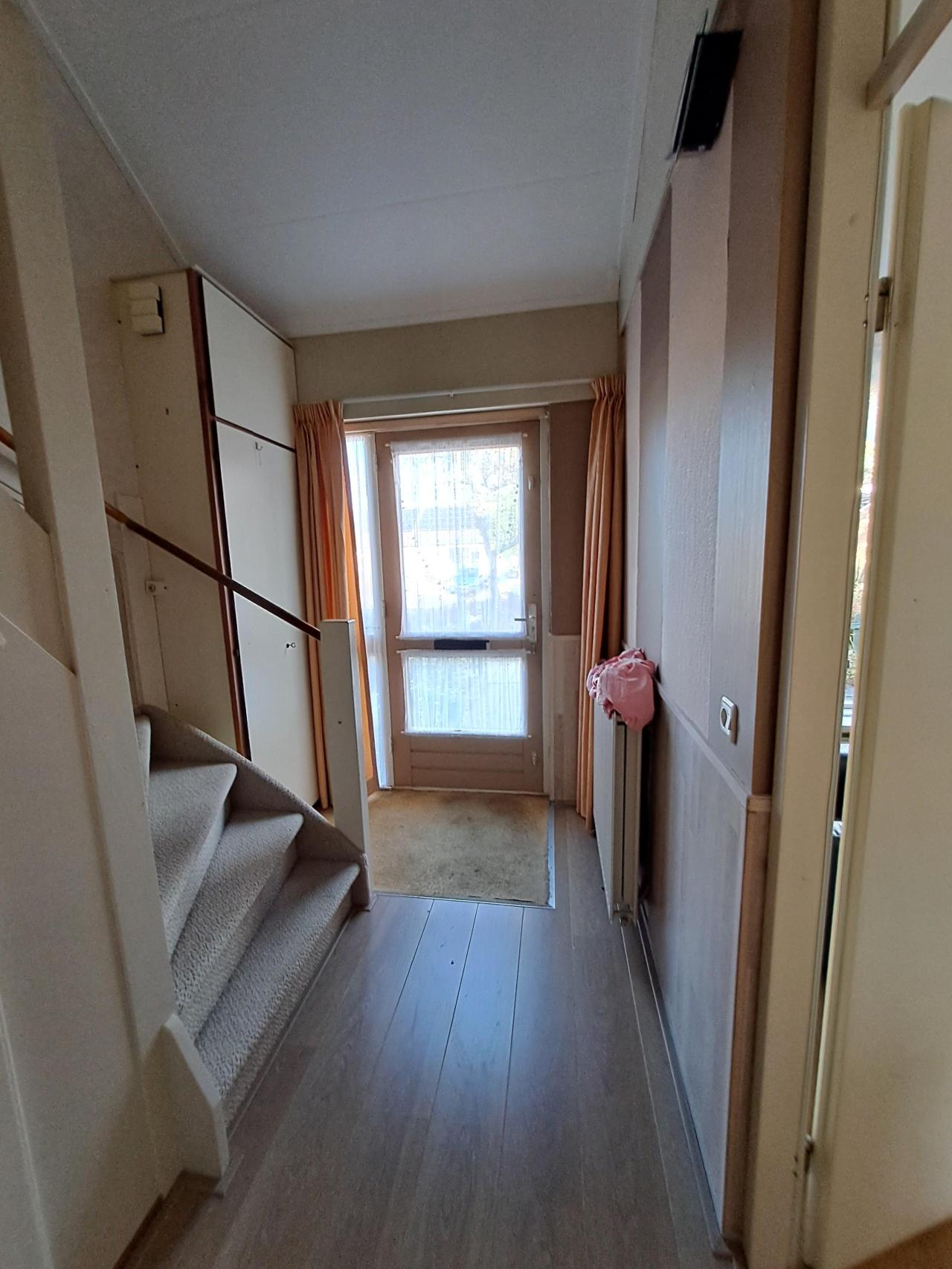 housePhoto