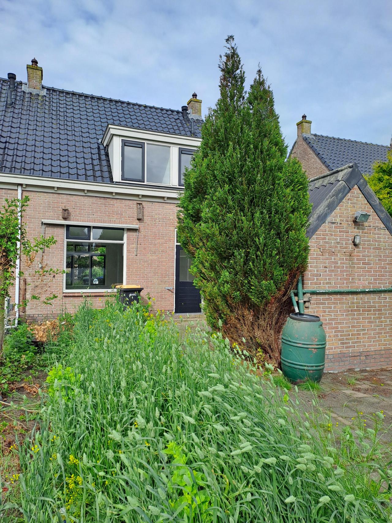 housePhoto