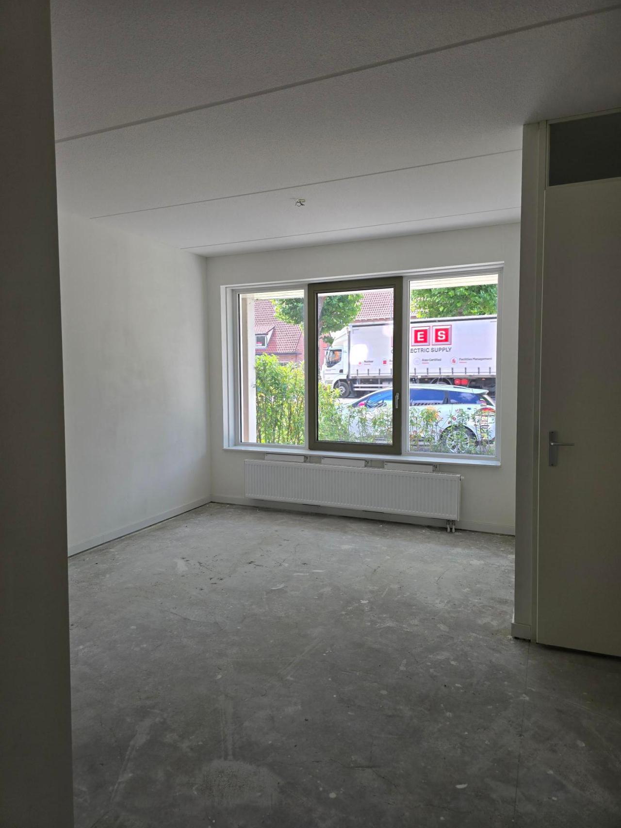 housePhoto