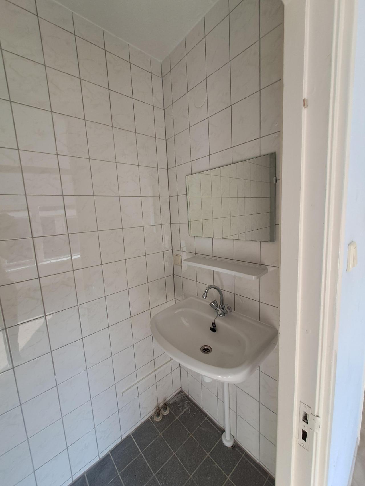 housePhoto