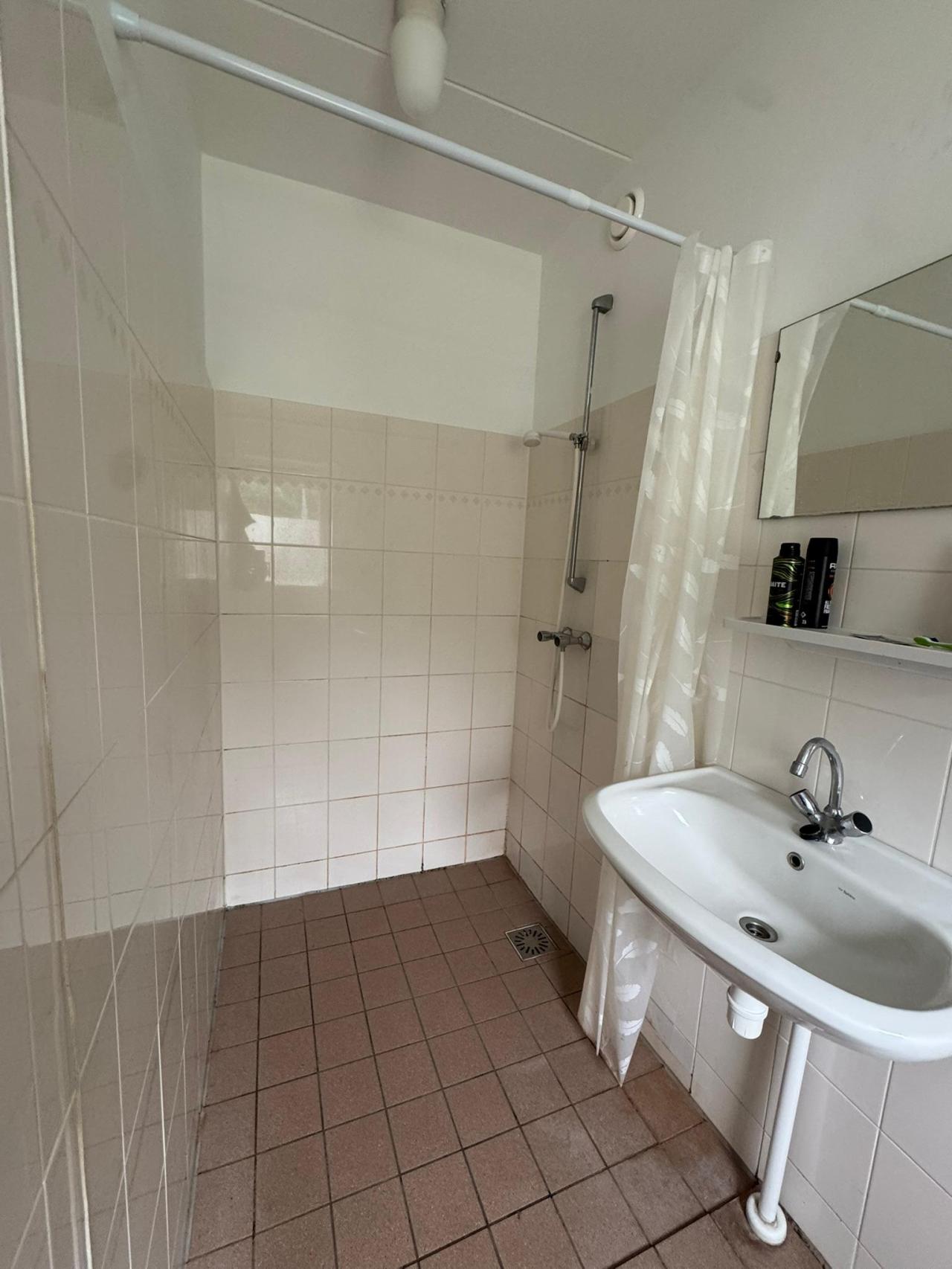 housePhoto