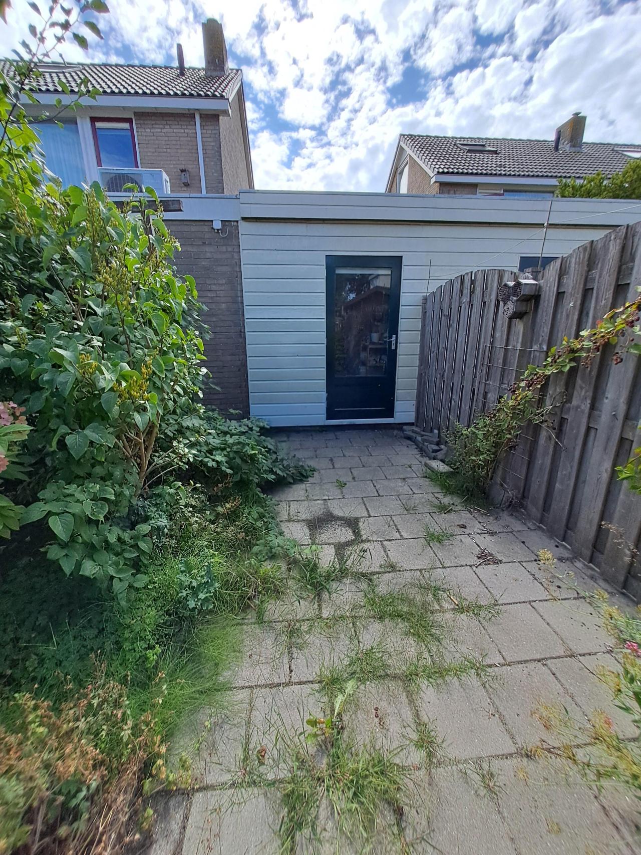 housePhoto