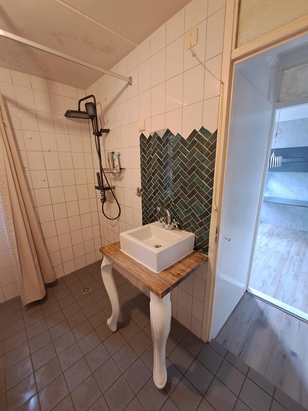 housePhoto