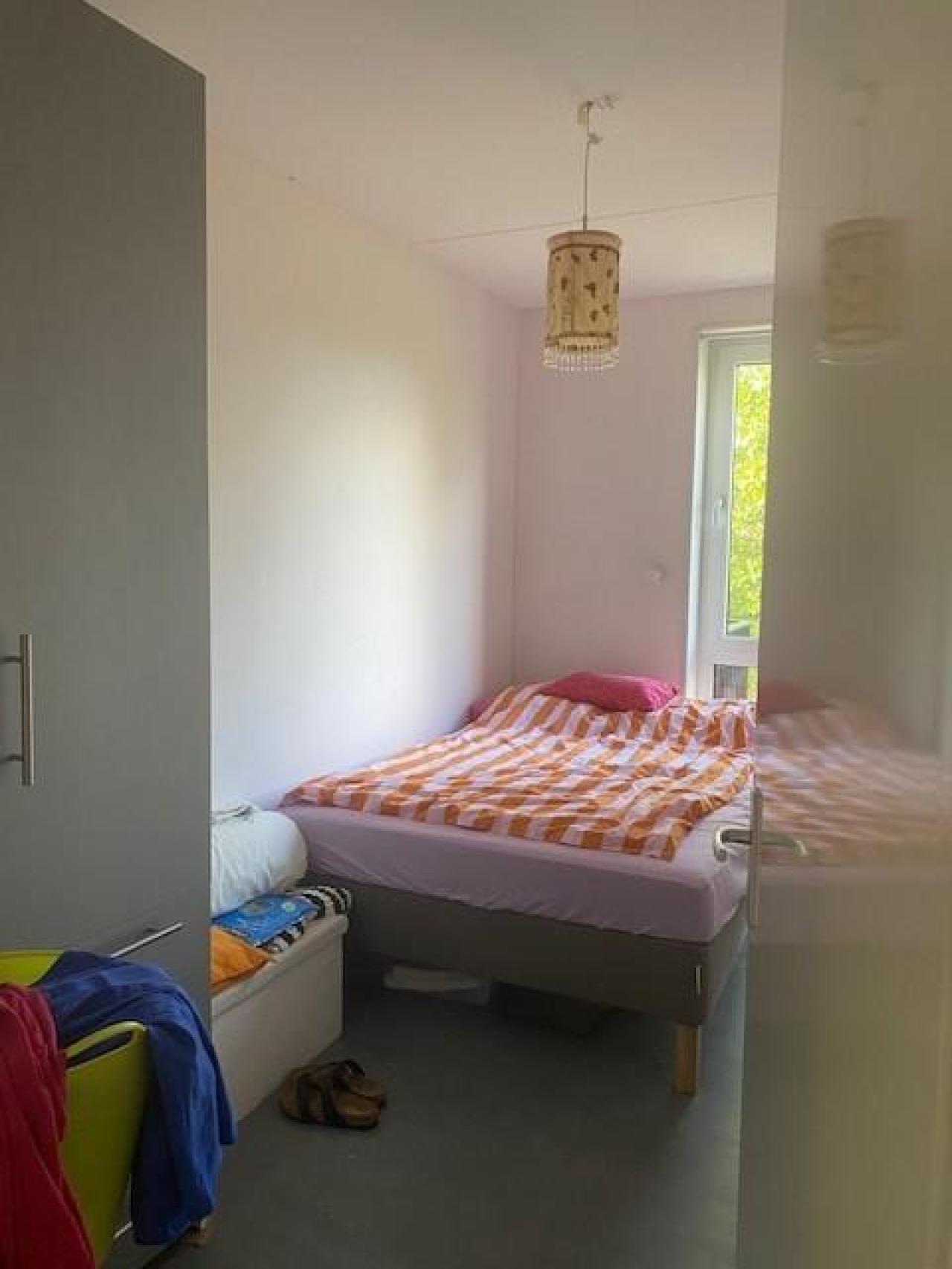 housePhoto