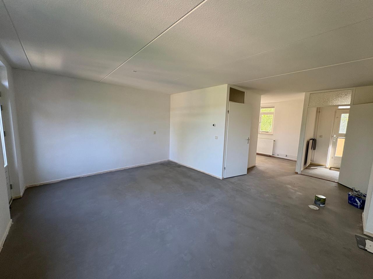 housePhoto