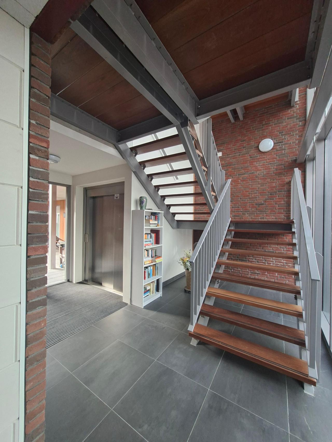 housePhoto