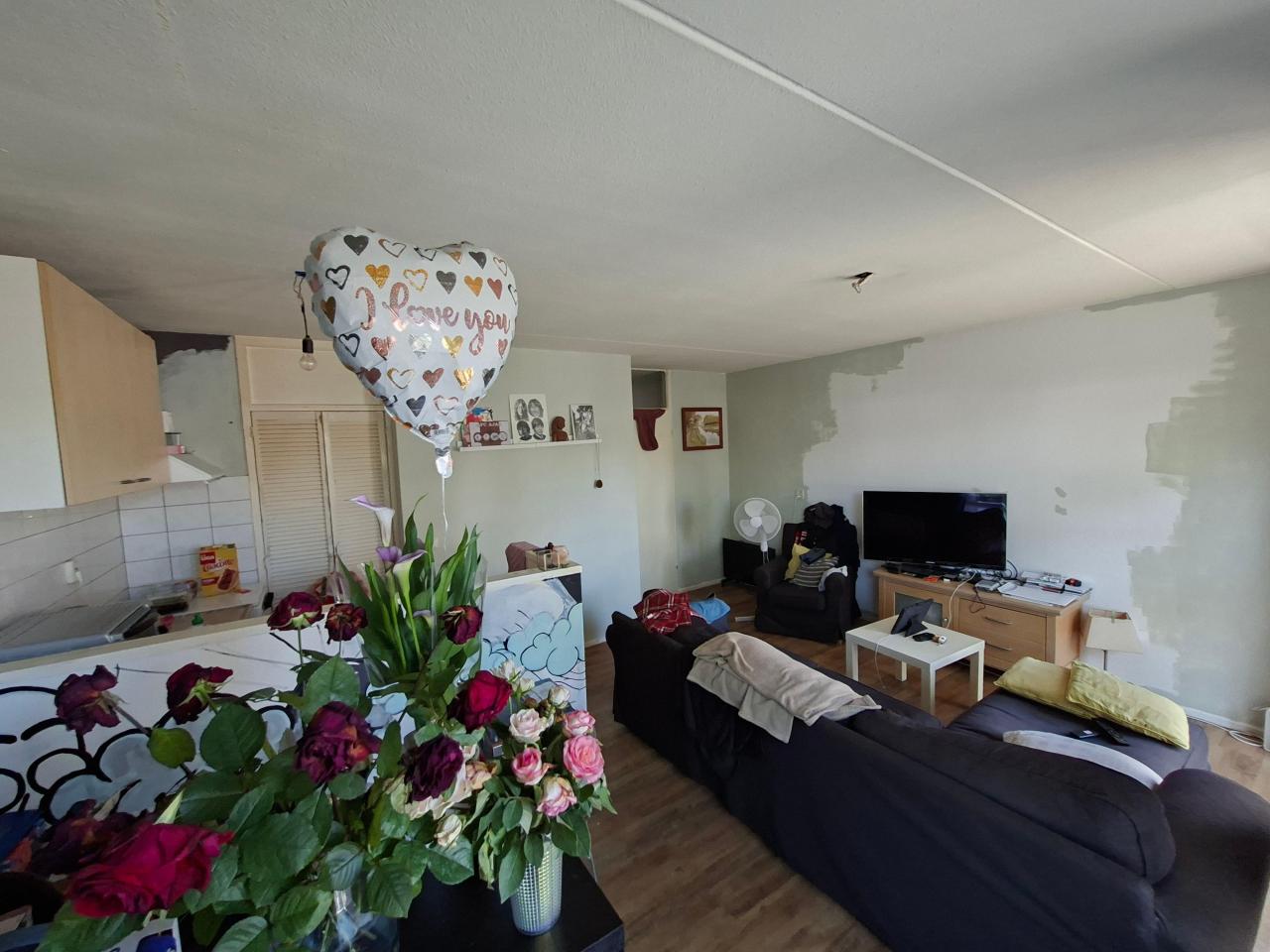 housePhoto