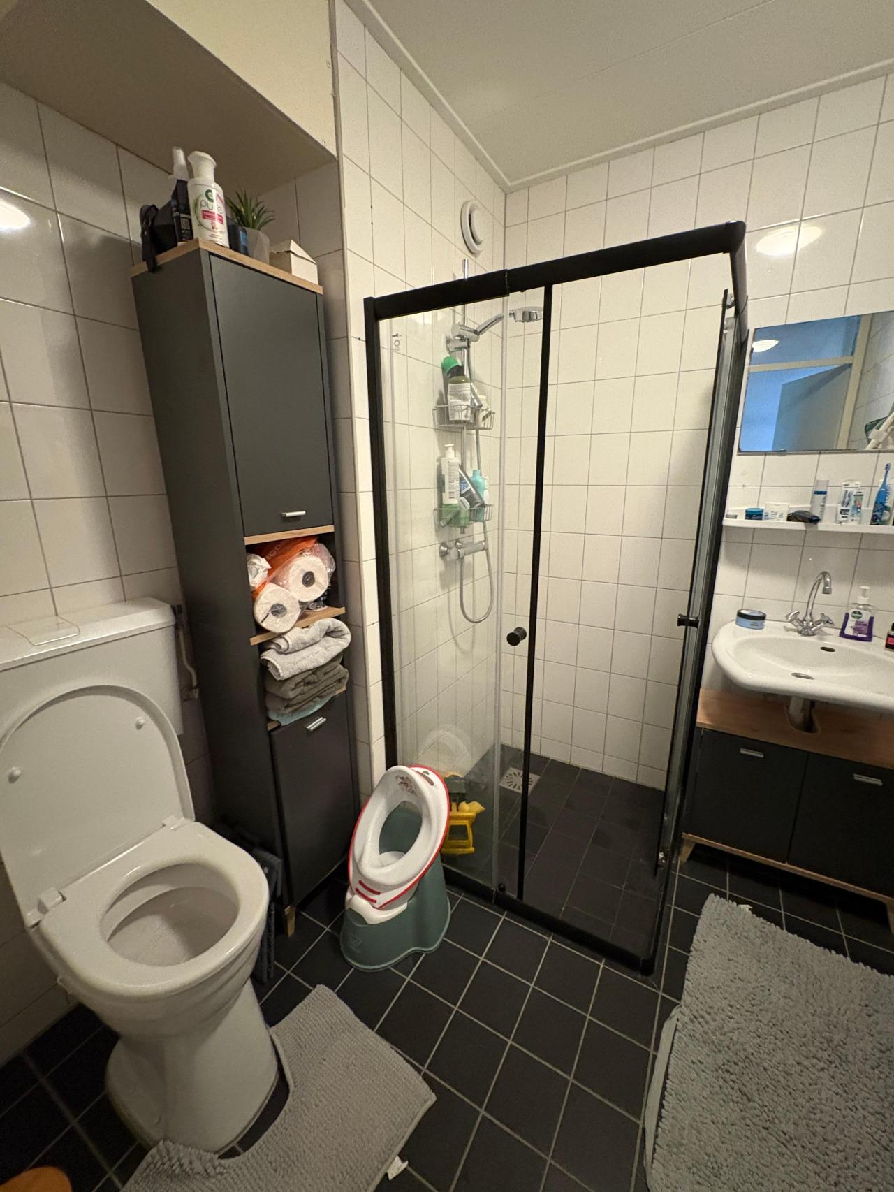 housePhoto
