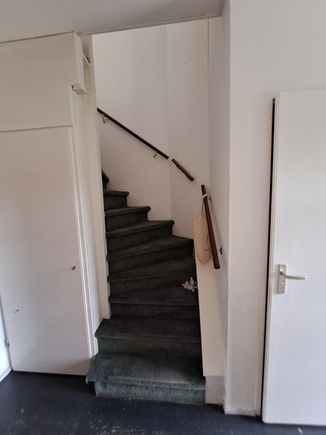housePhoto