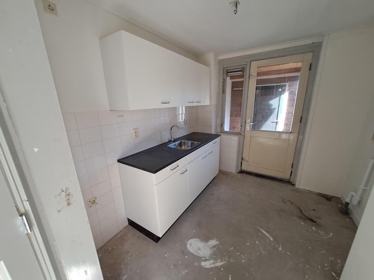 housePhoto