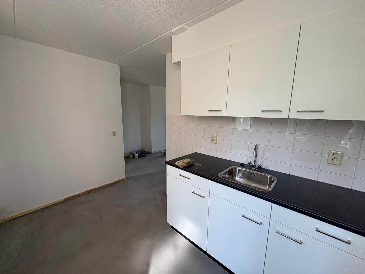 housePhoto