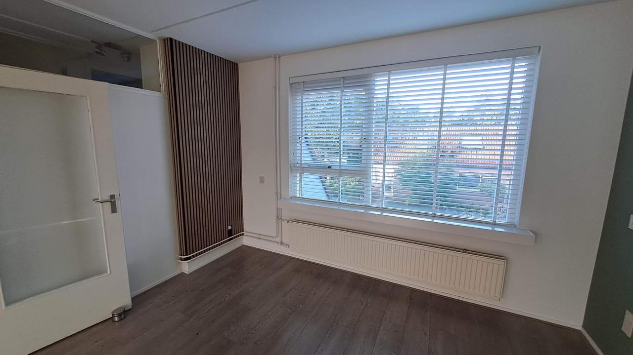 housePhoto