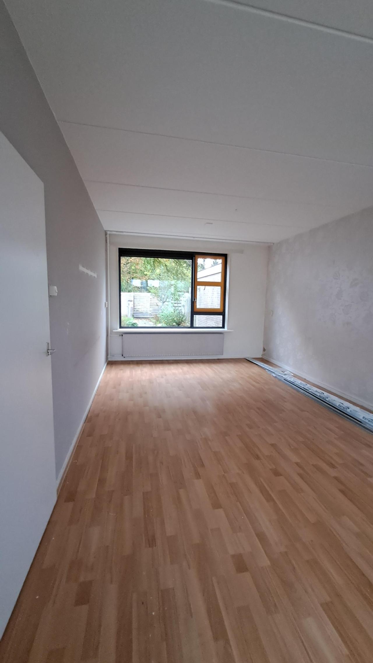 housePhoto