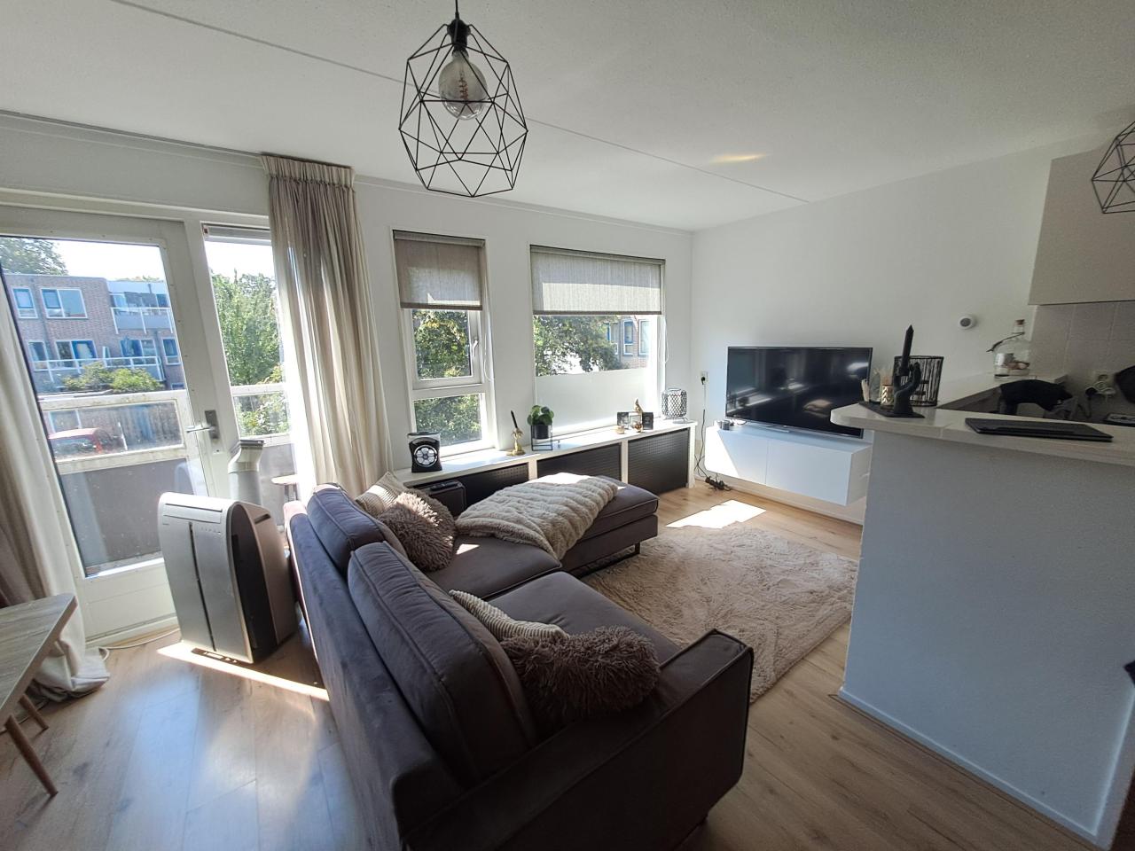 housePhoto