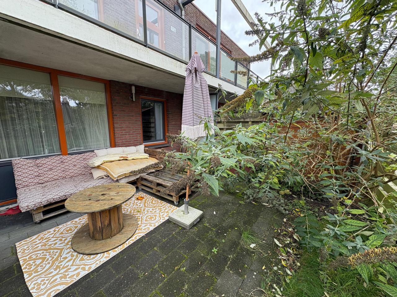 housePhoto