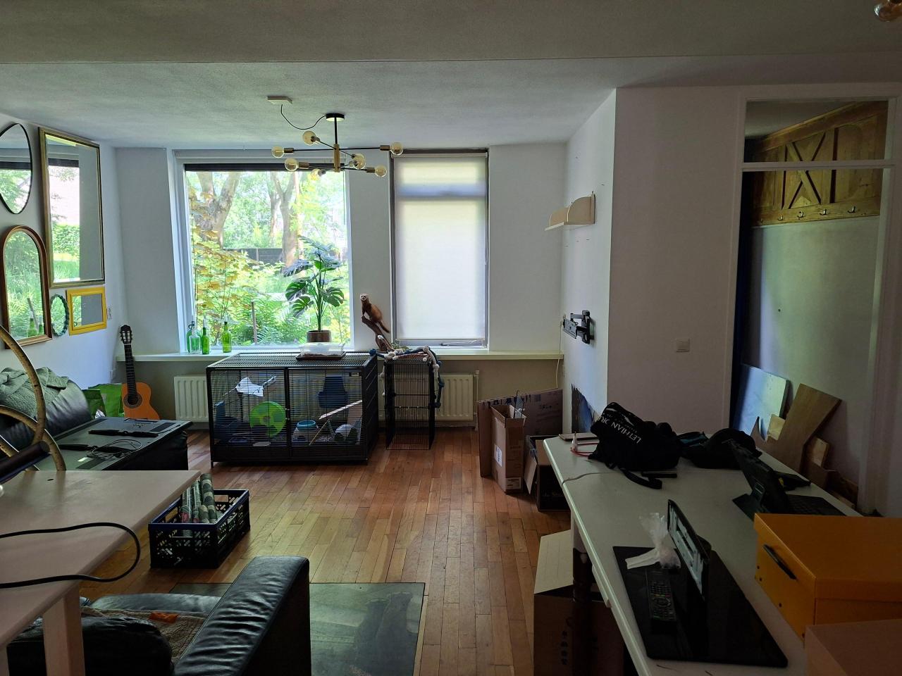 housePhoto