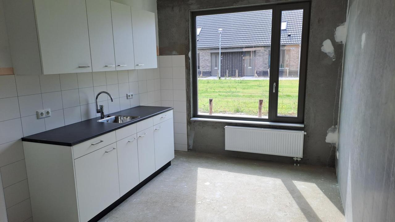 housePhoto