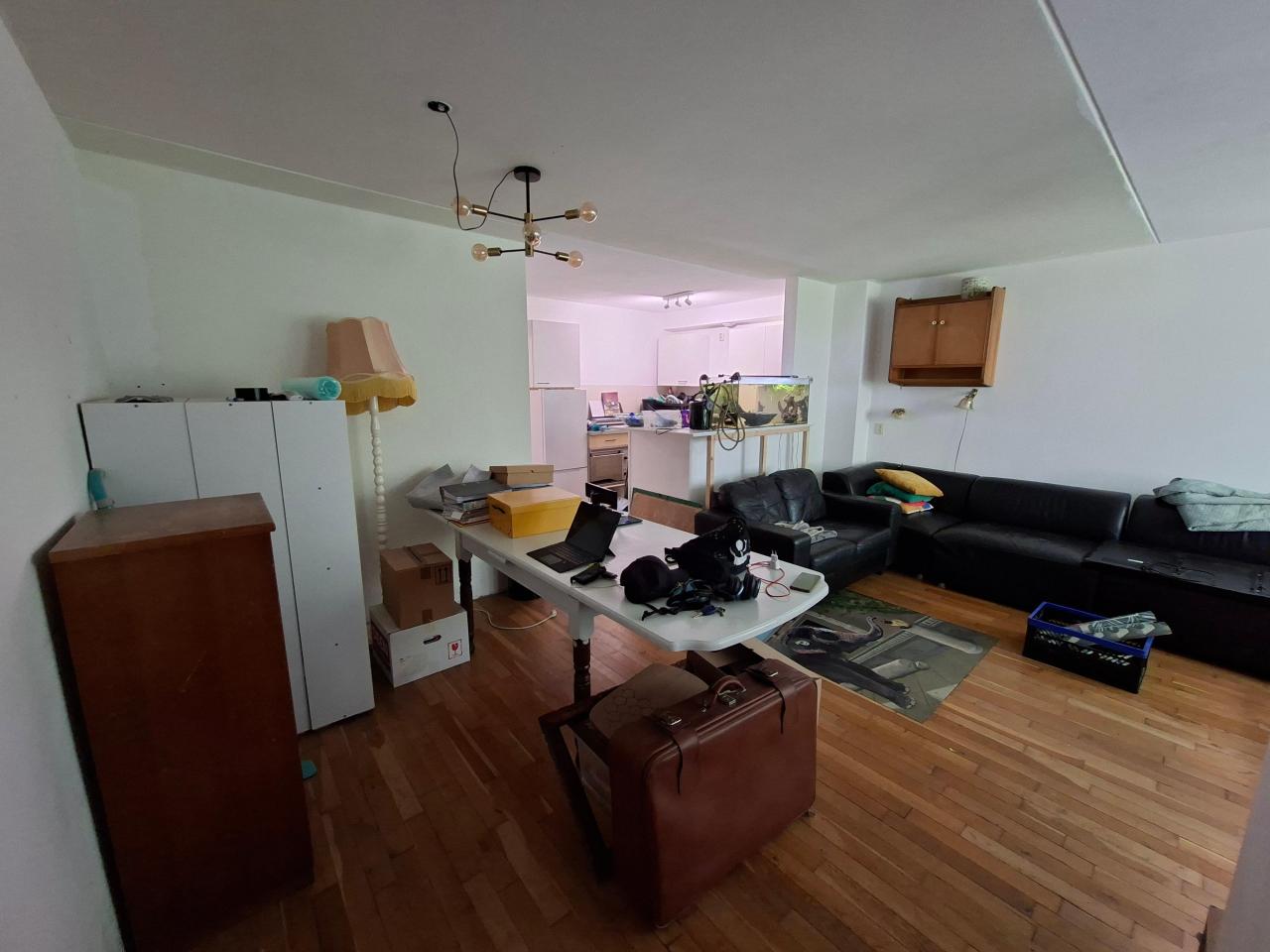housePhoto