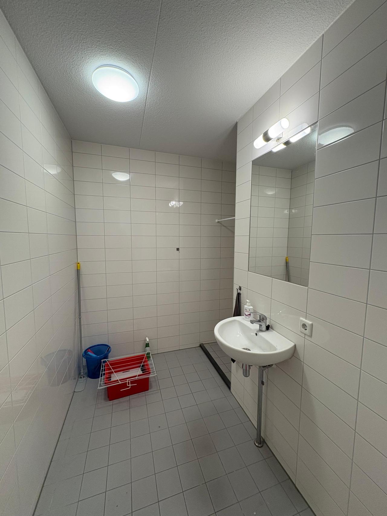 housePhoto