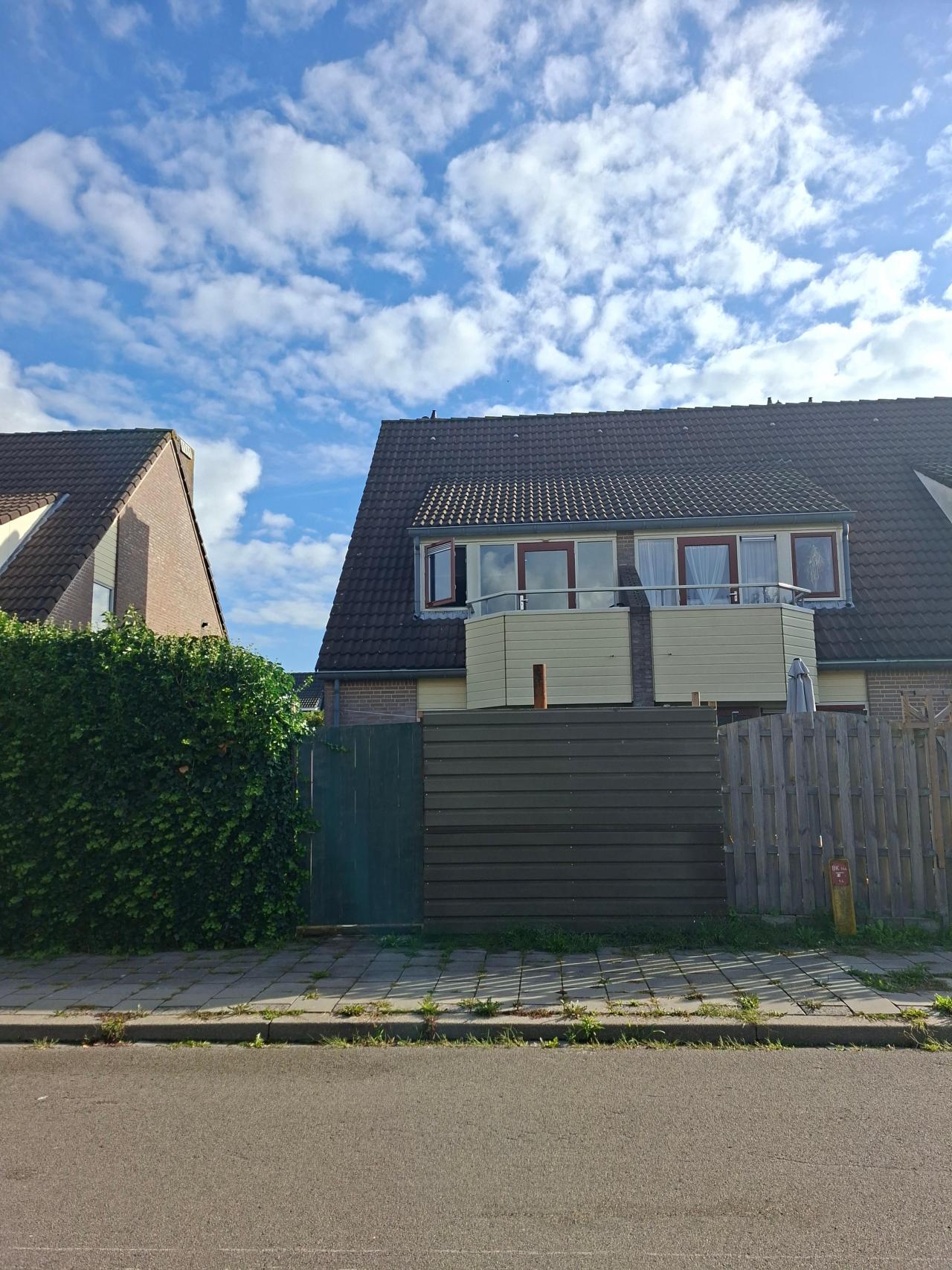 housePhoto