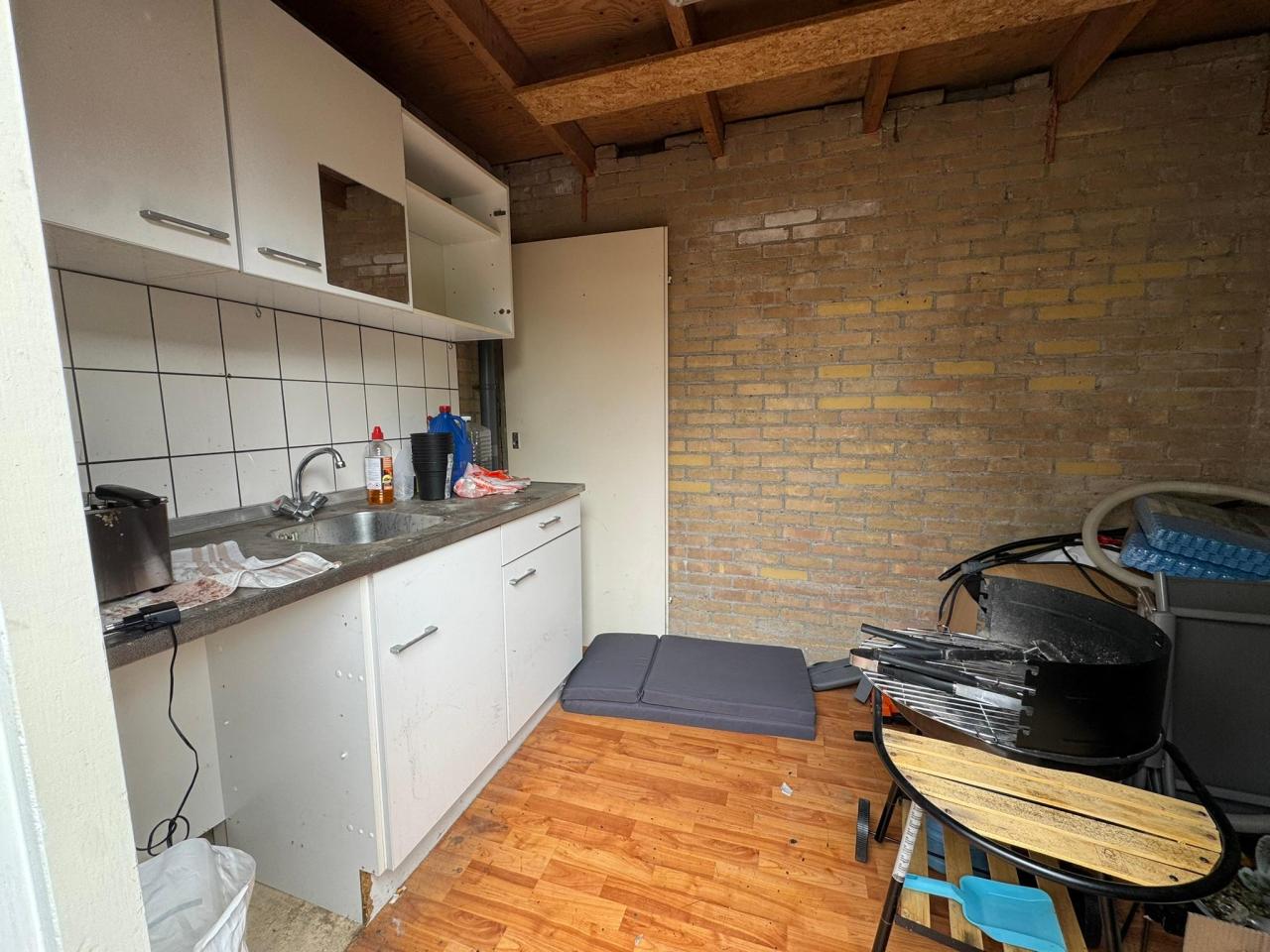 housePhoto