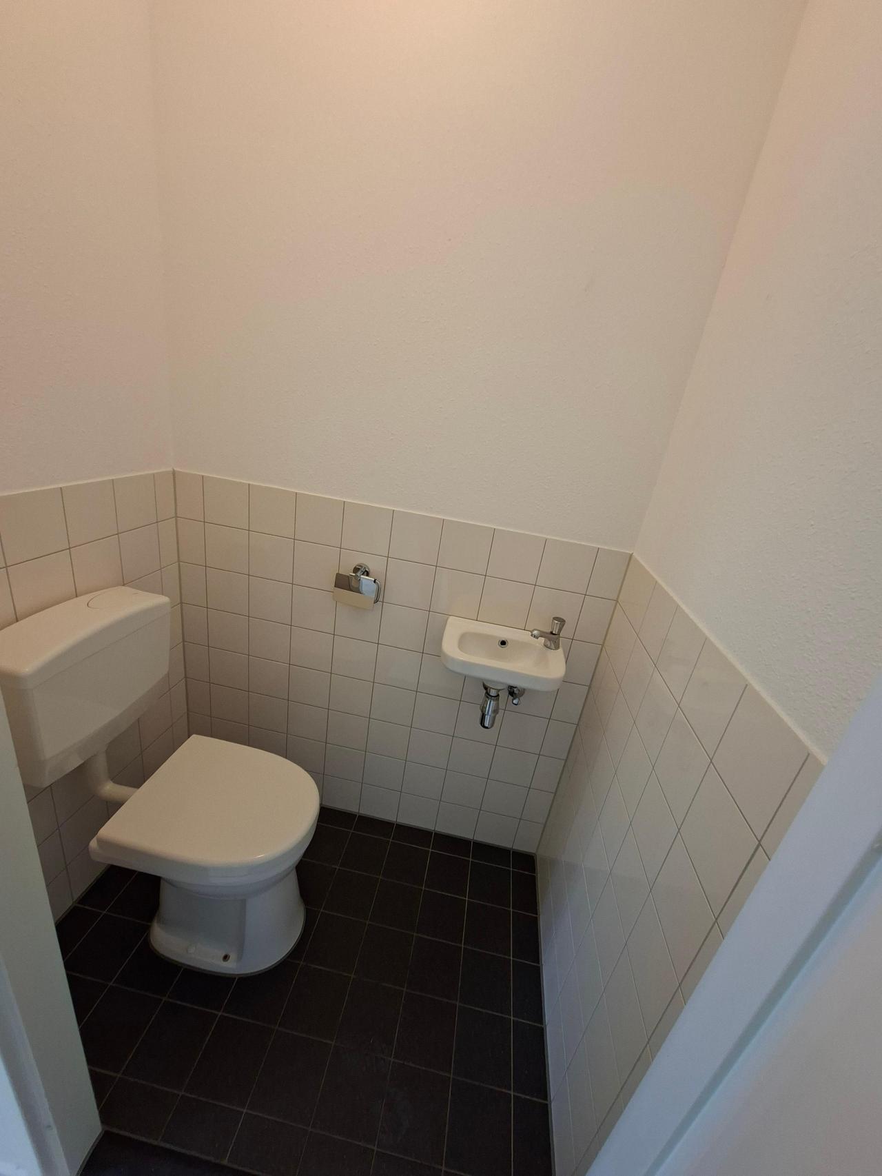 housePhoto