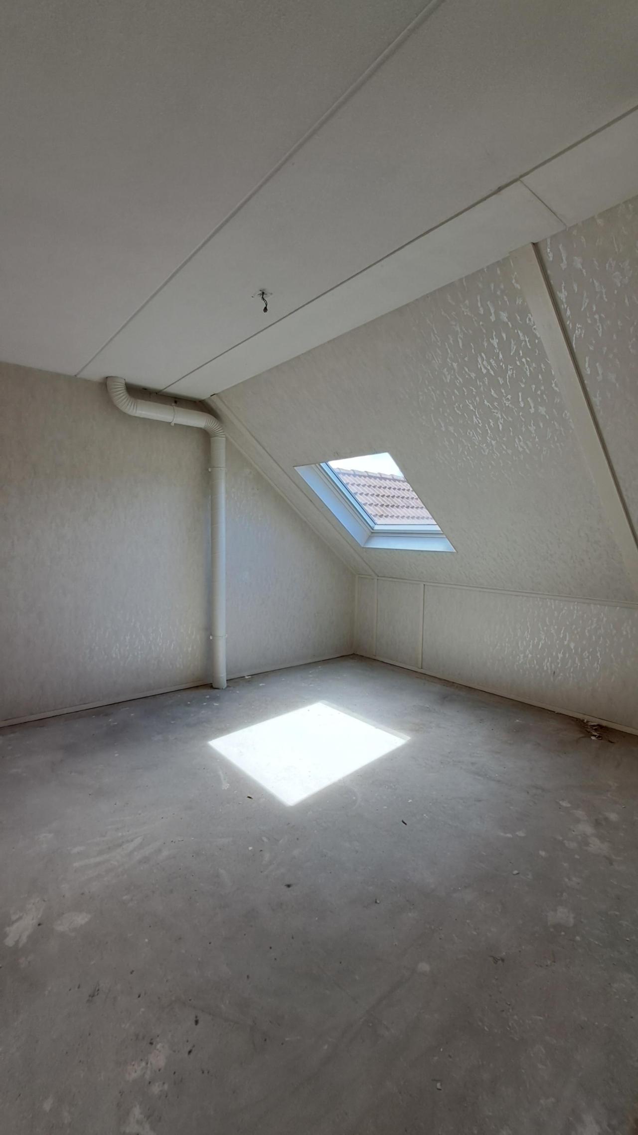 housePhoto