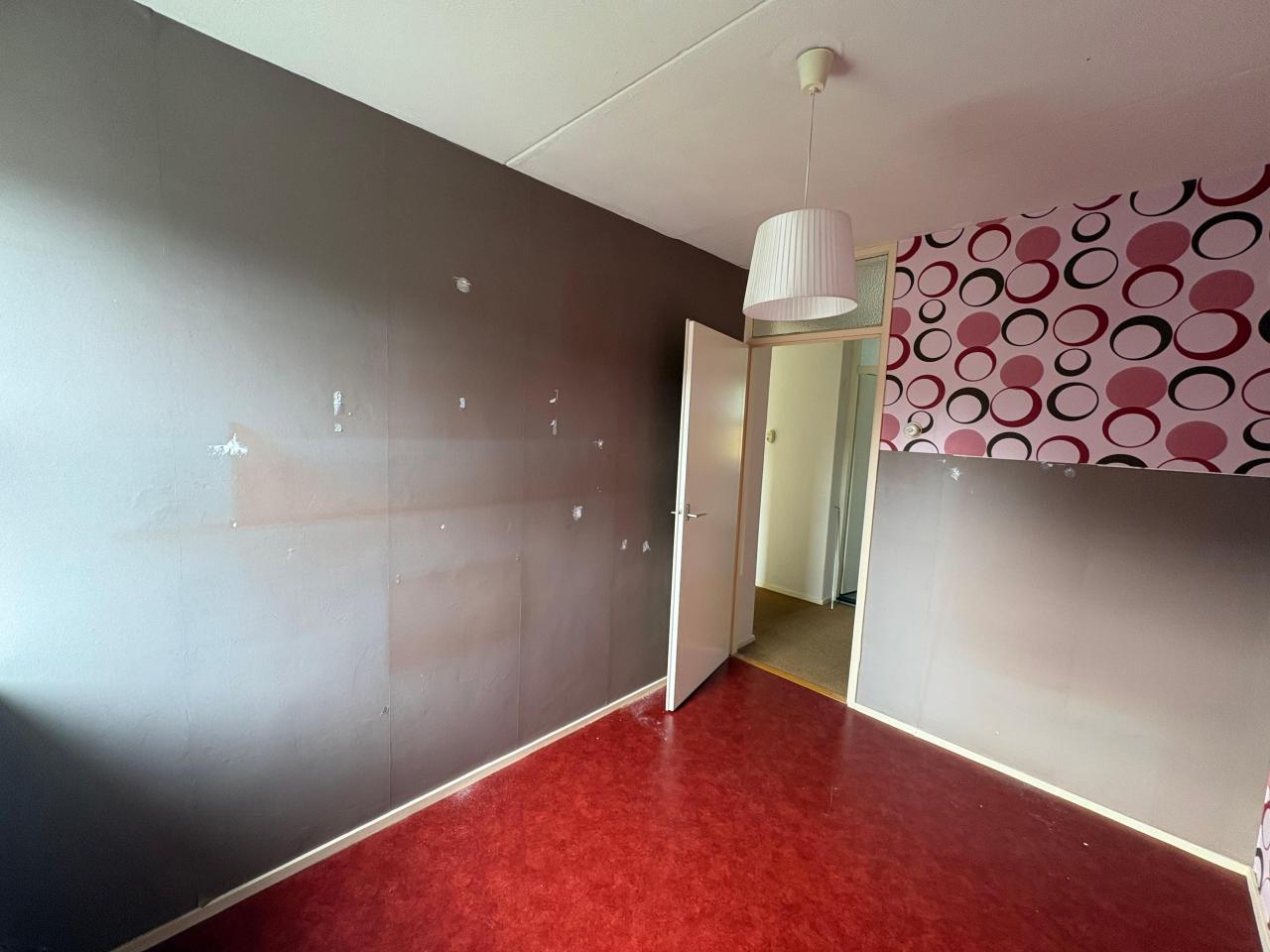 housePhoto