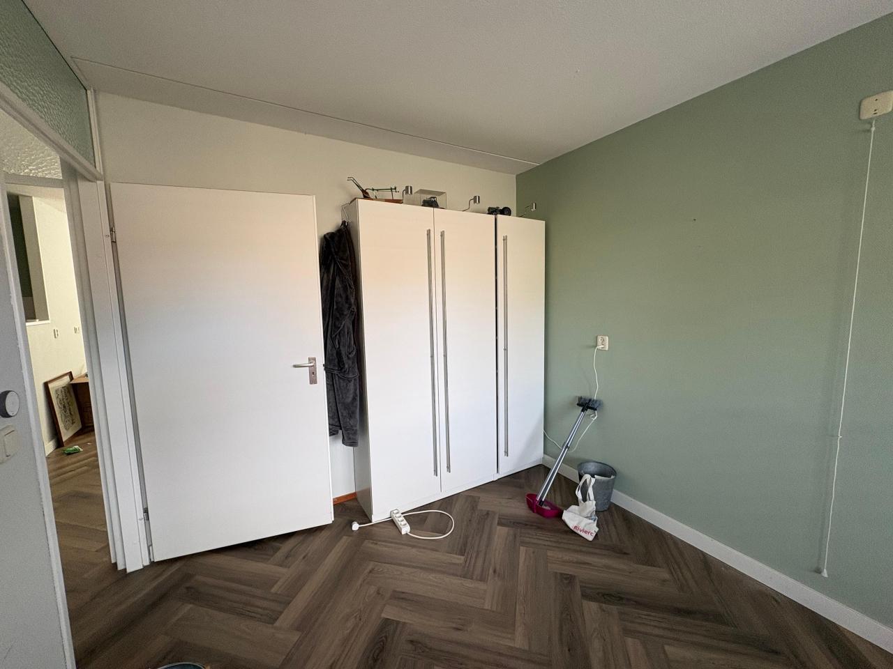 housePhoto