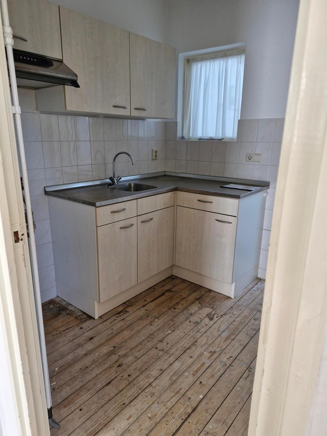 housePhoto