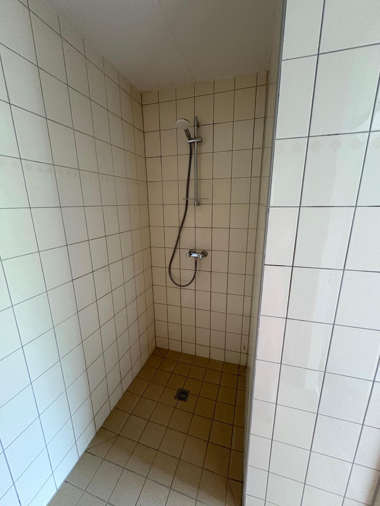 housePhoto
