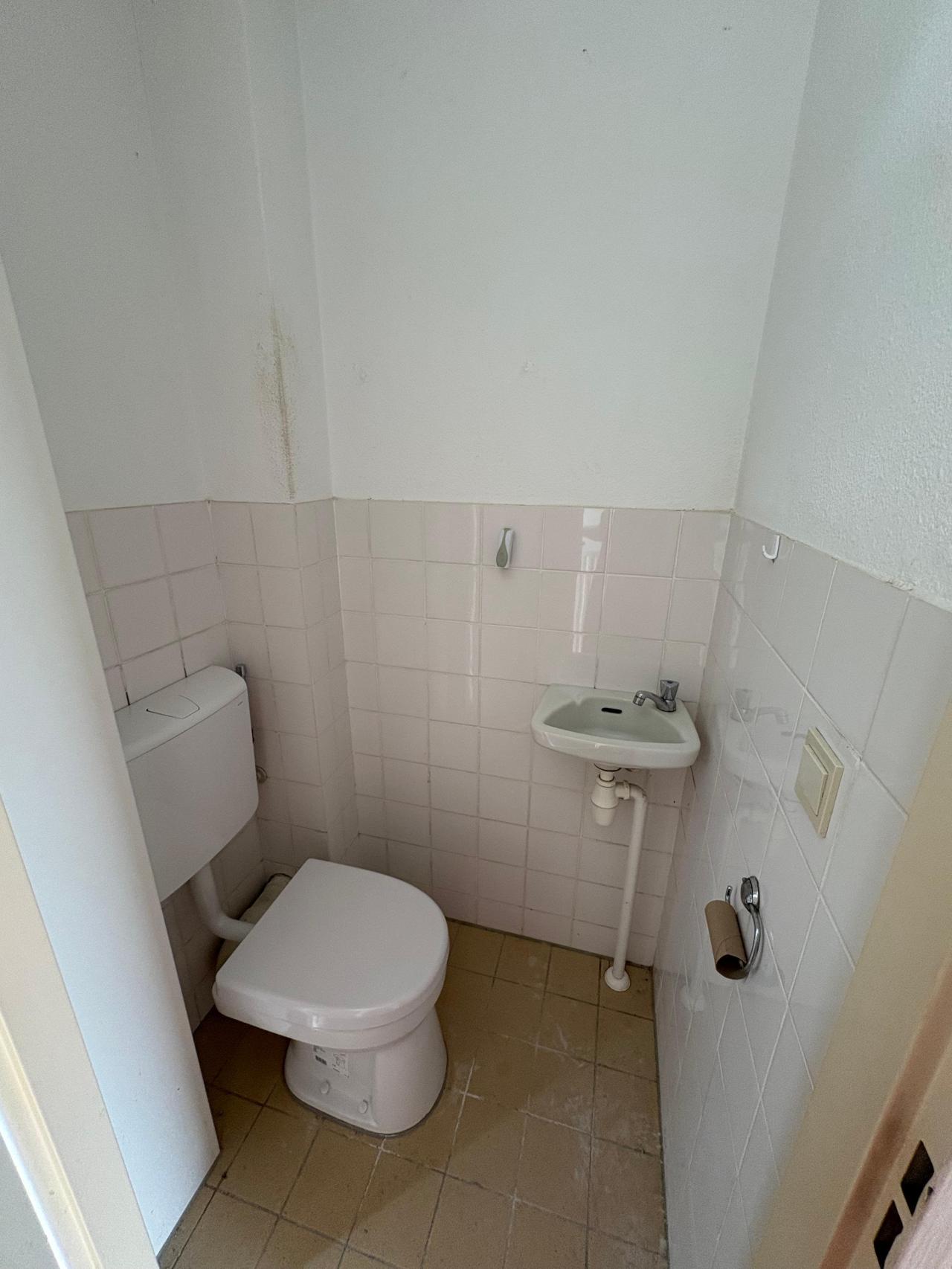 housePhoto
