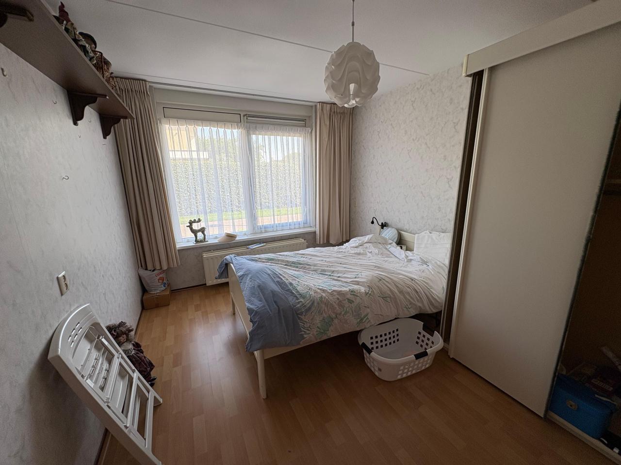 housePhoto