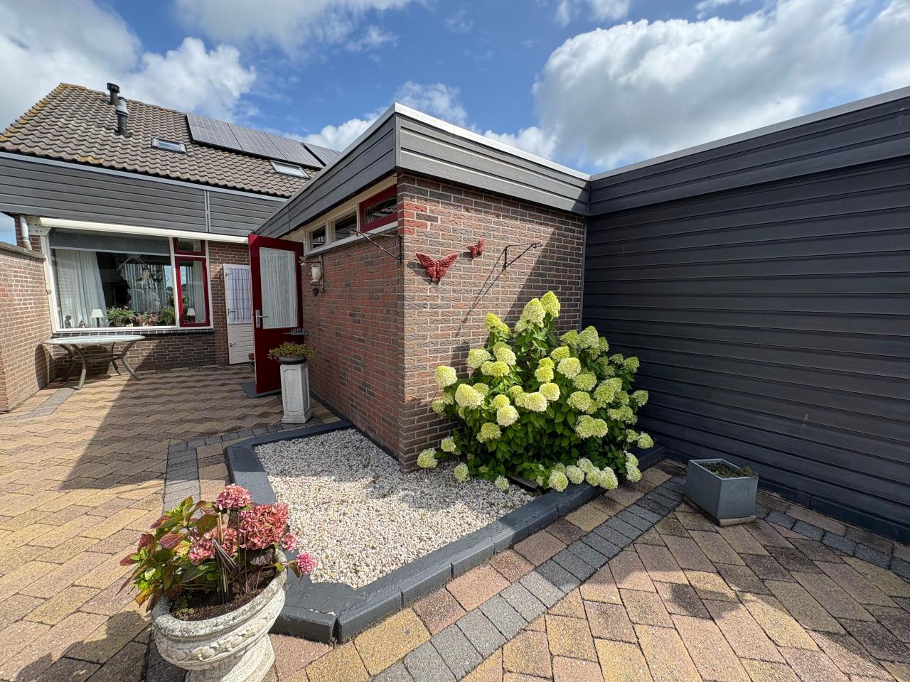 housePhoto