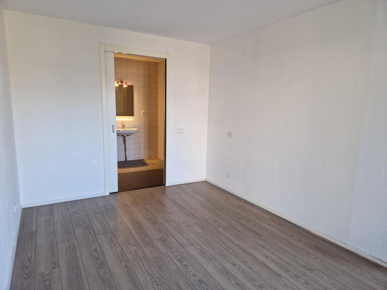 housePhoto