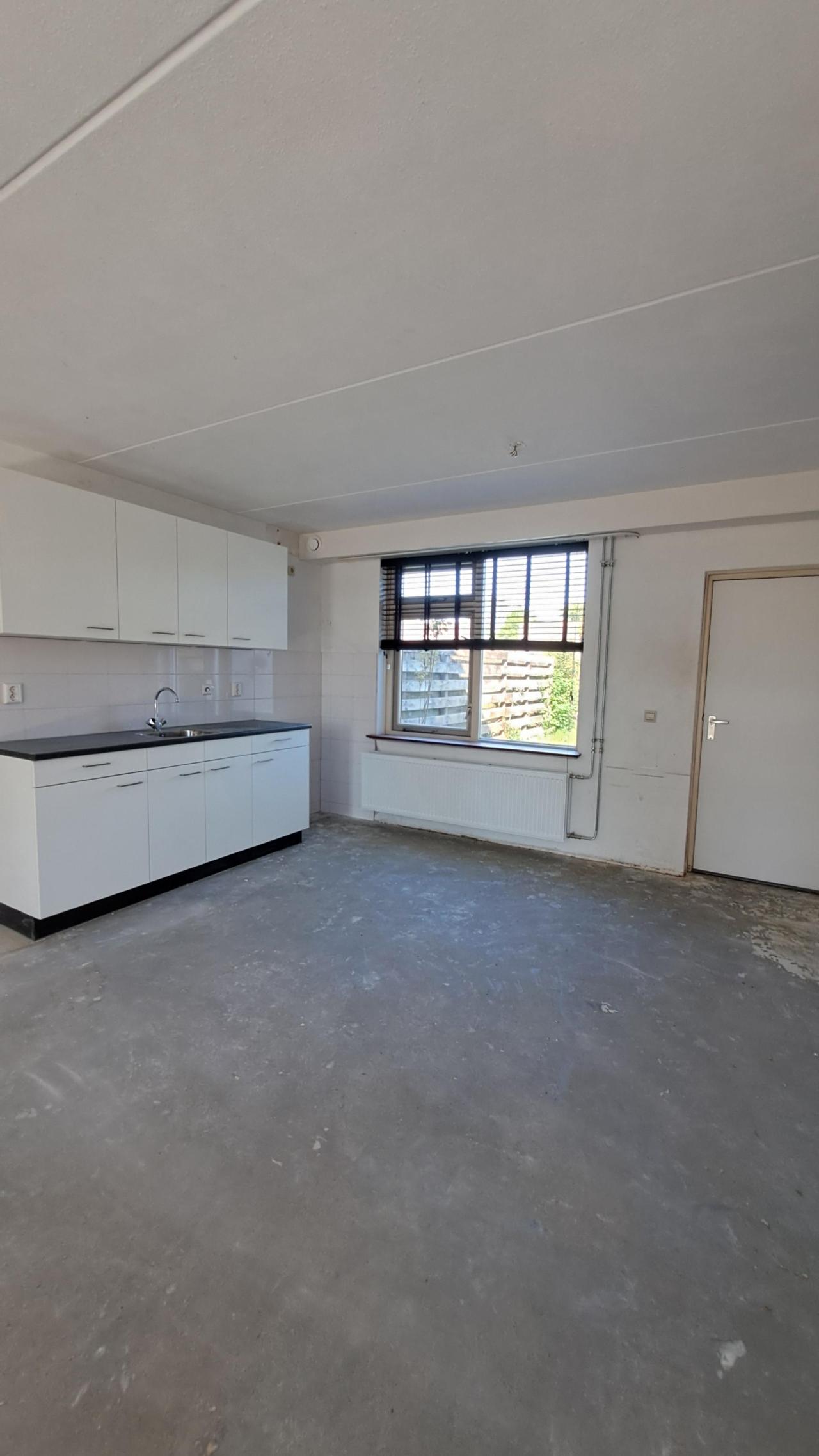 housePhoto