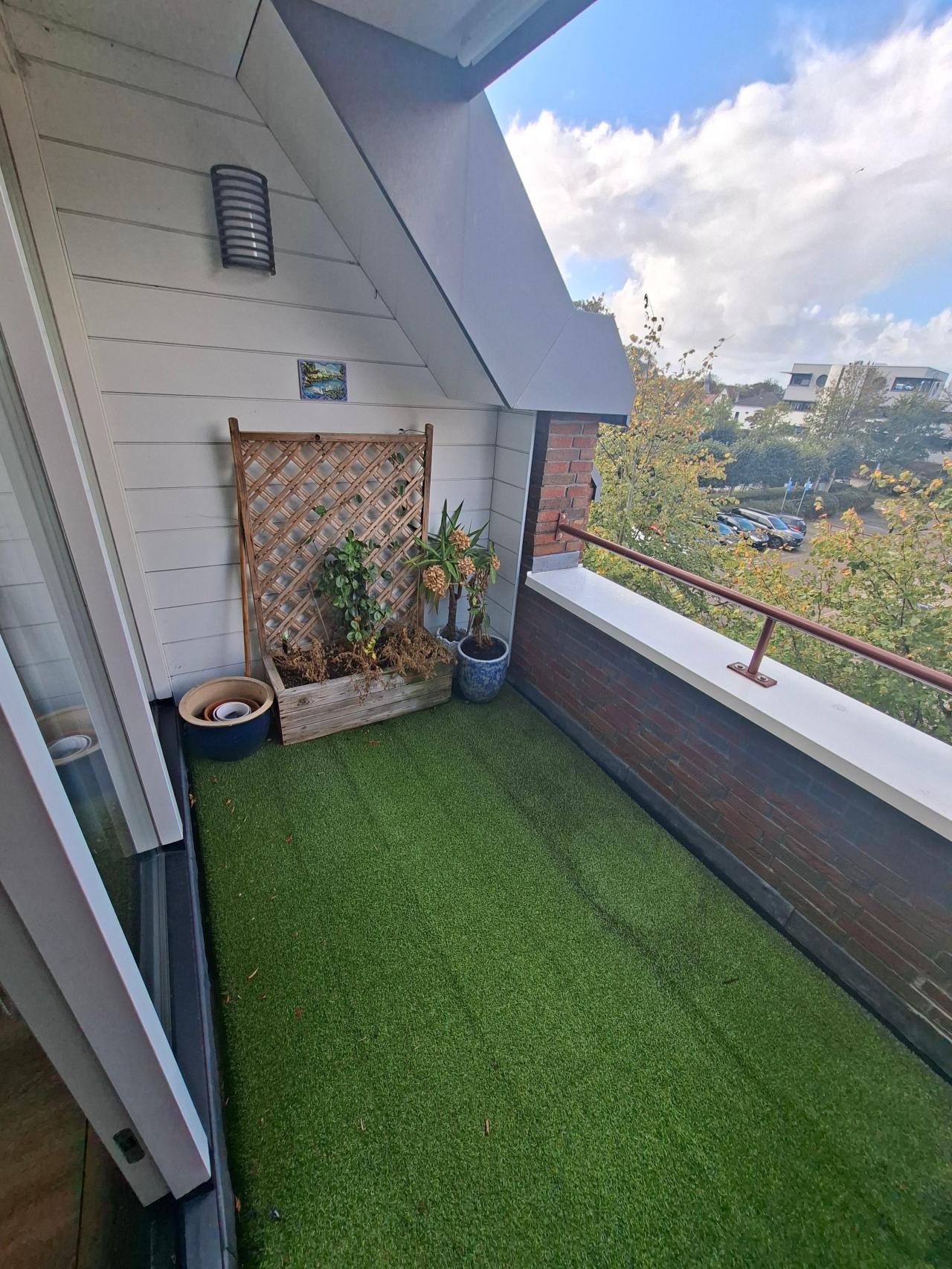 housePhoto