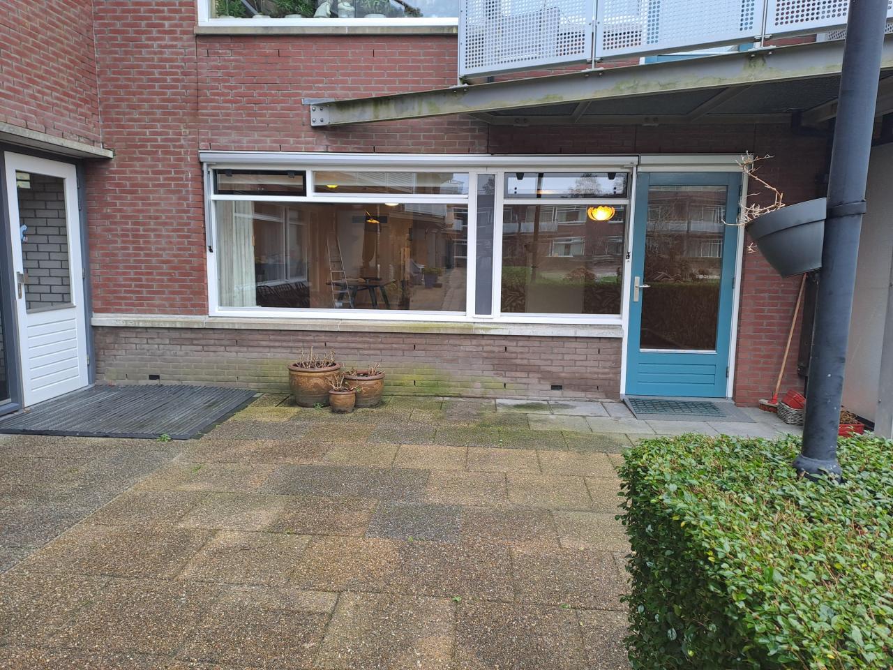 housePhoto
