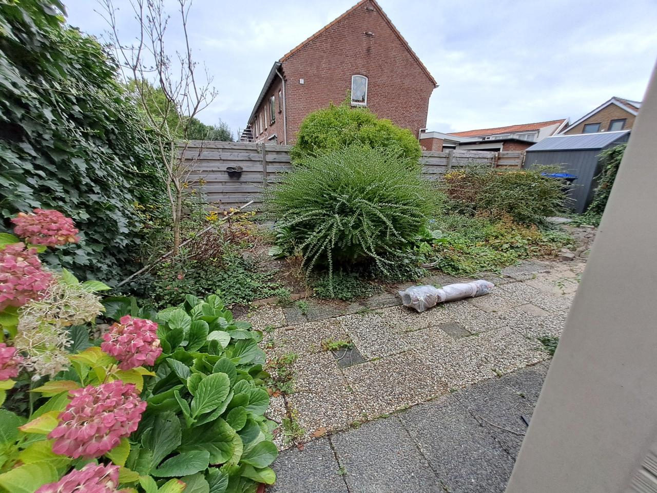 housePhoto