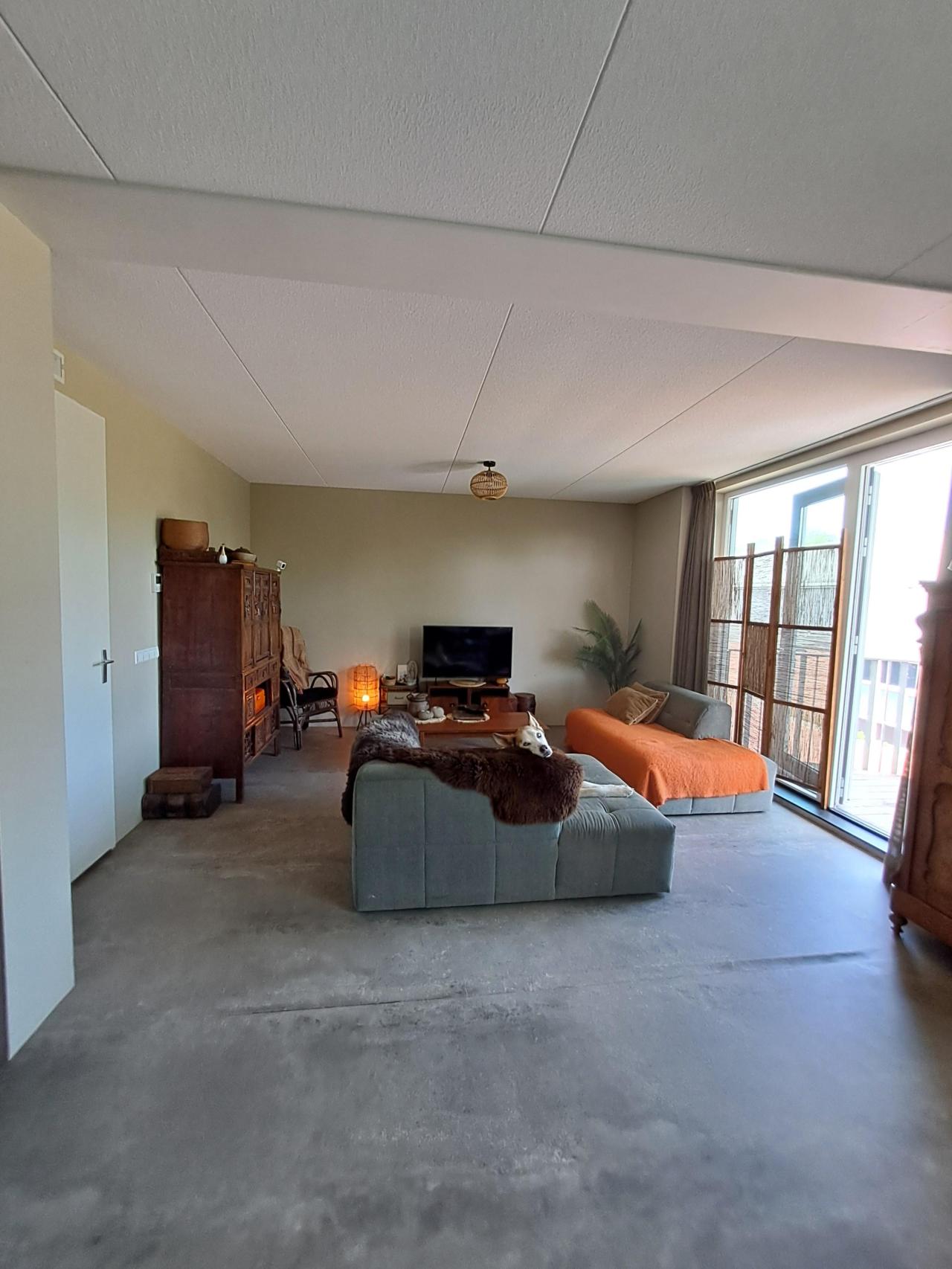 housePhoto