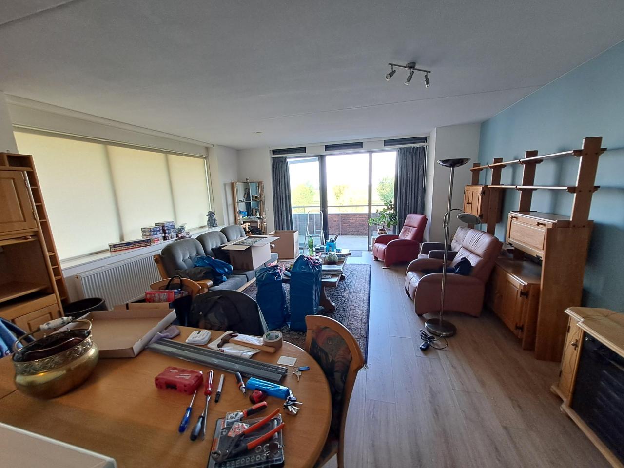 housePhoto