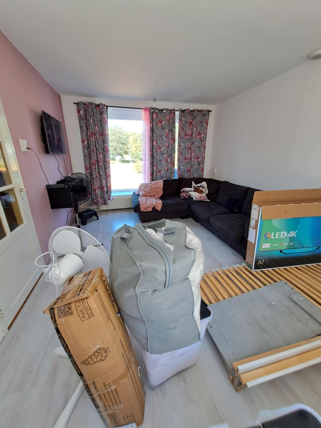 housePhoto