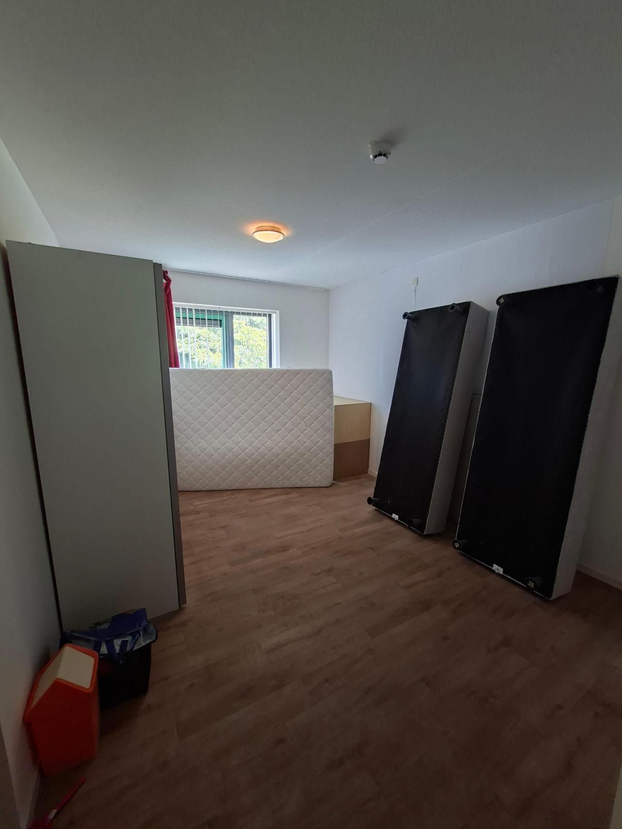 housePhoto